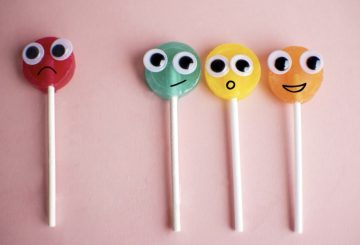 Suckers with different emotion-faces